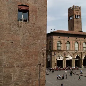 Pensjonat Casa Isolani Luxury Piazza Maggiore 1
