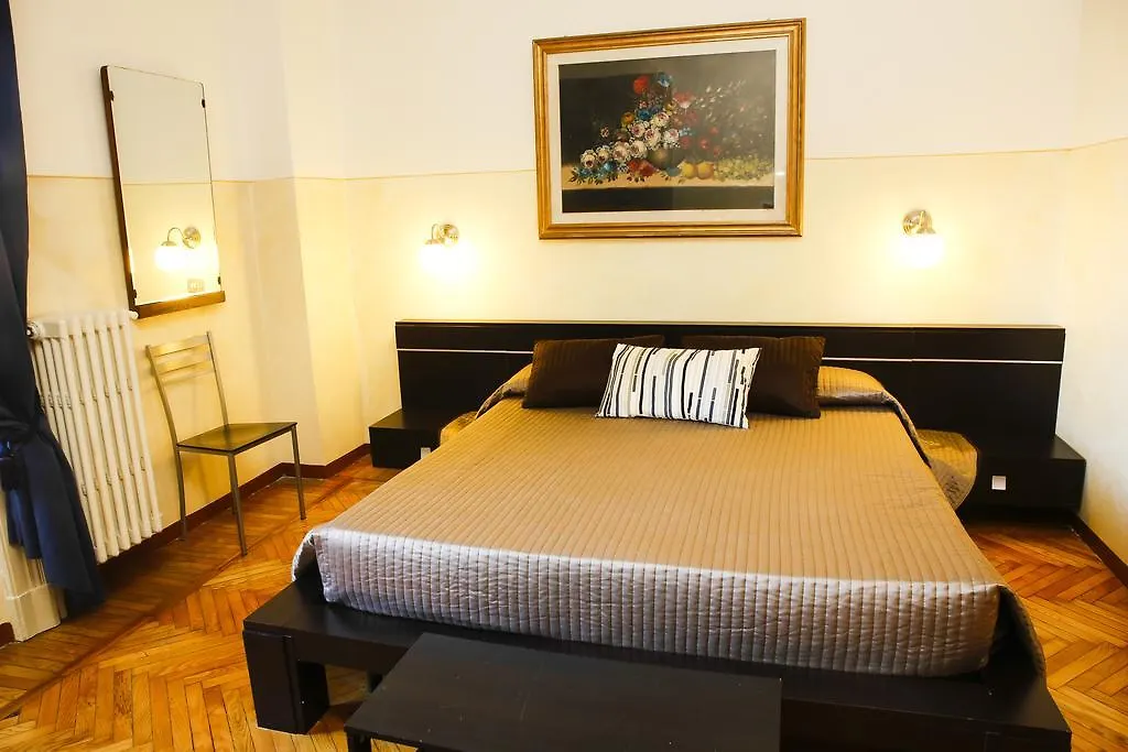 בולוניה Albergo Garisenda
