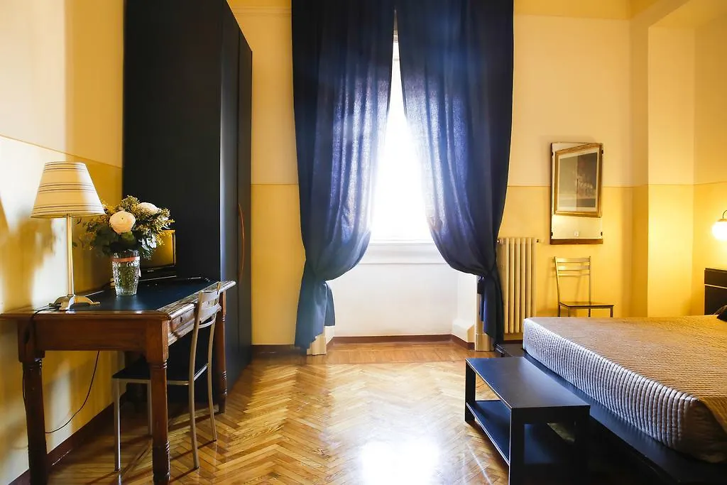 בולוניה Albergo Garisenda איטליה